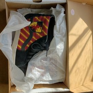 Harry Potter Van's size 8 womens, 6.5 mens